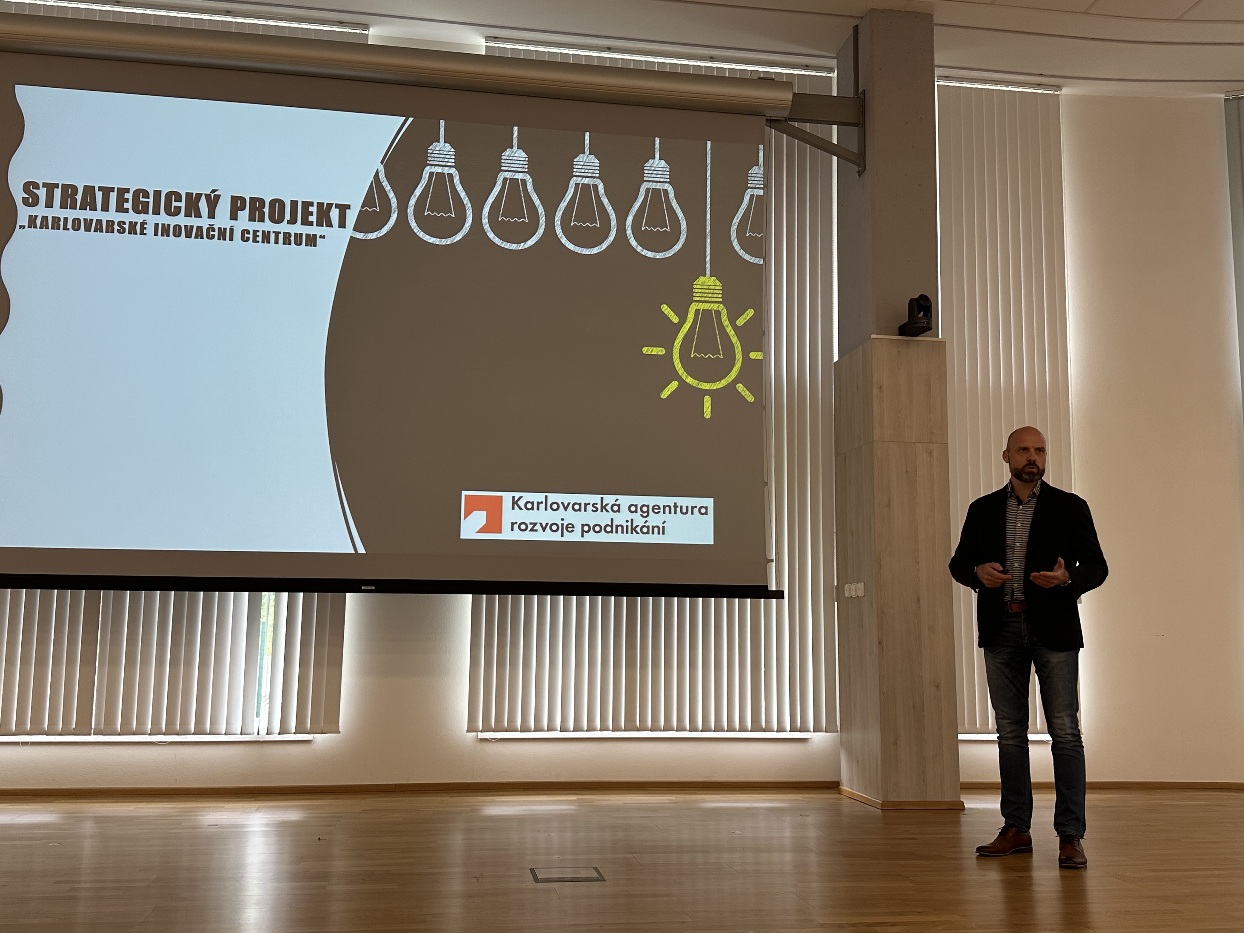 Karlovarské inovační centrum na celostátní poradě ředitelů Společnosti vědeckotechnických parků ČR